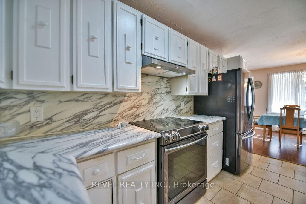 459 Pine Street photo 3