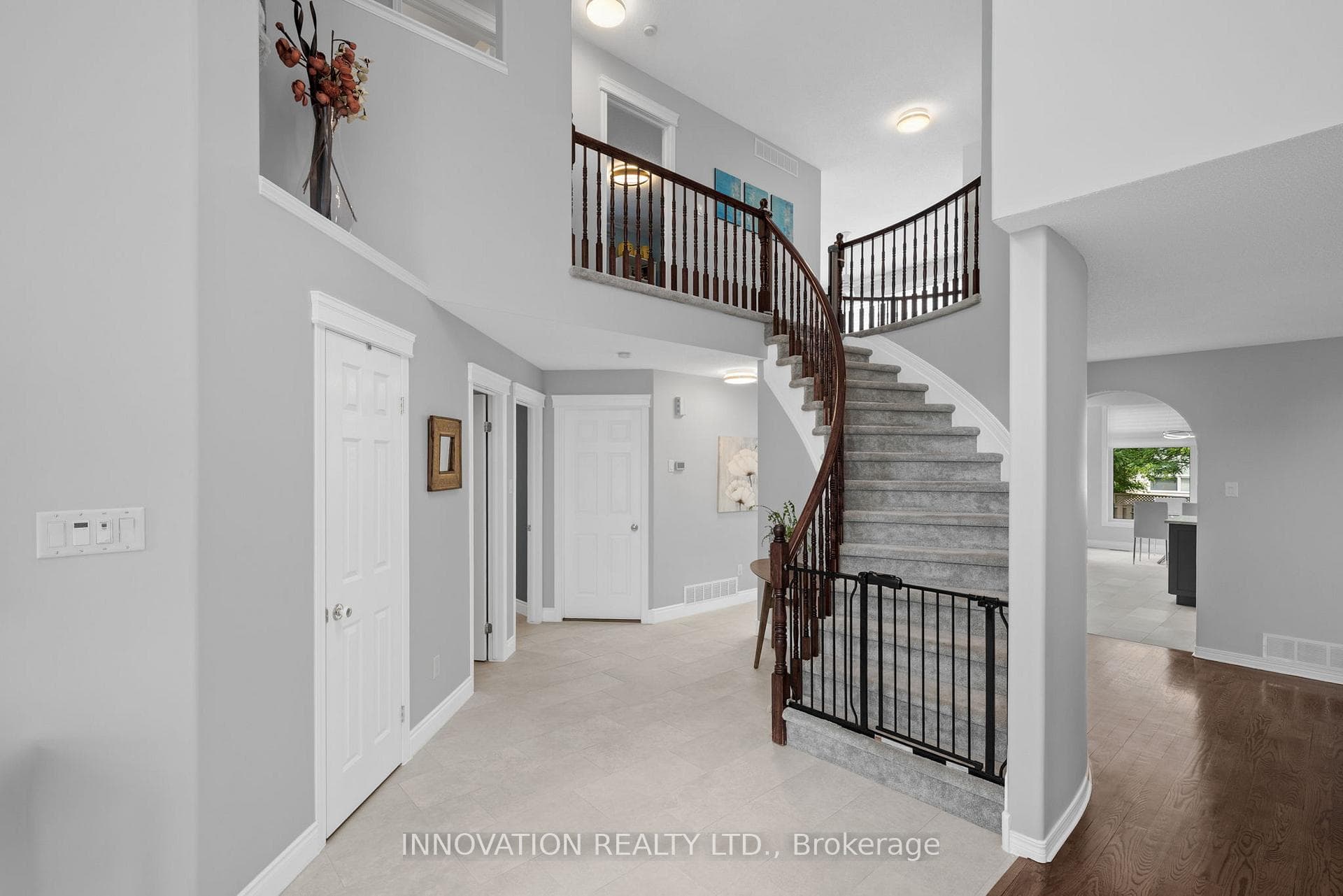 11 Bracewood Way photo 18
