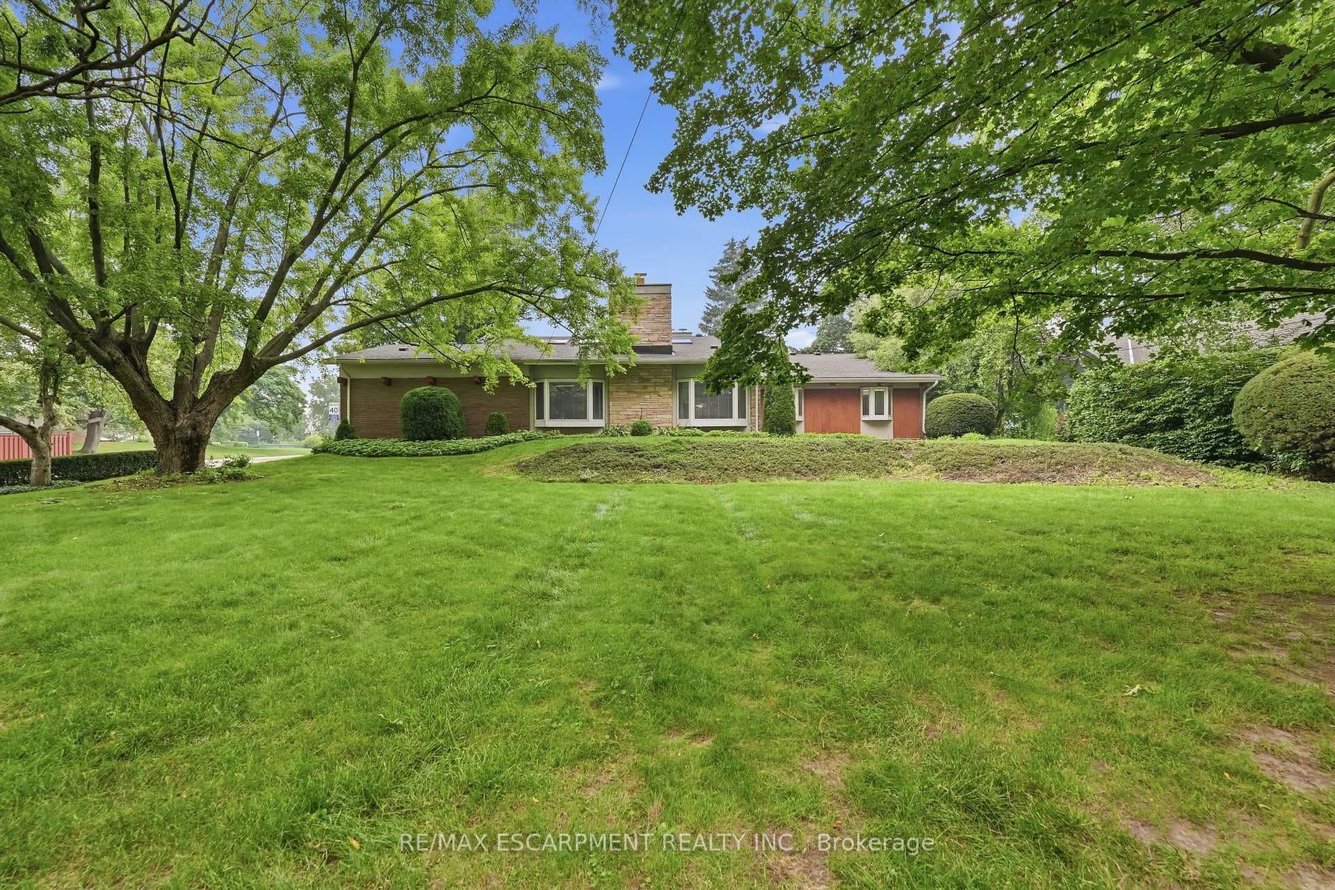 264 Mountain Brow Boulevard photo 36