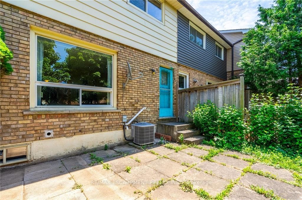 22 Silvervine Drive photo 37