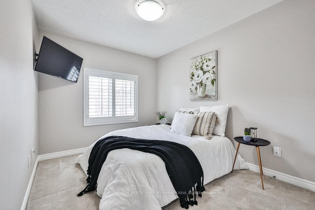 230 Paisley Boulevard Unit 25 photo 34
