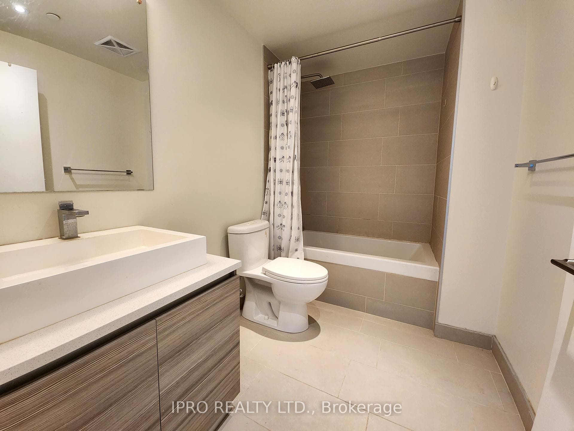 111 Bathurst Street Unit 1508 photo 18