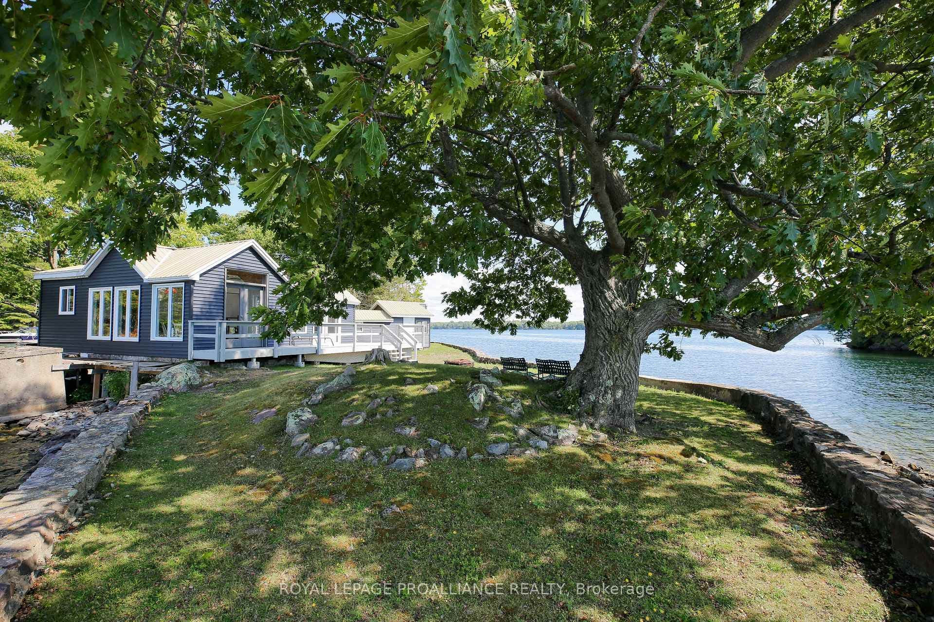 1 Black Cat Island photo 21