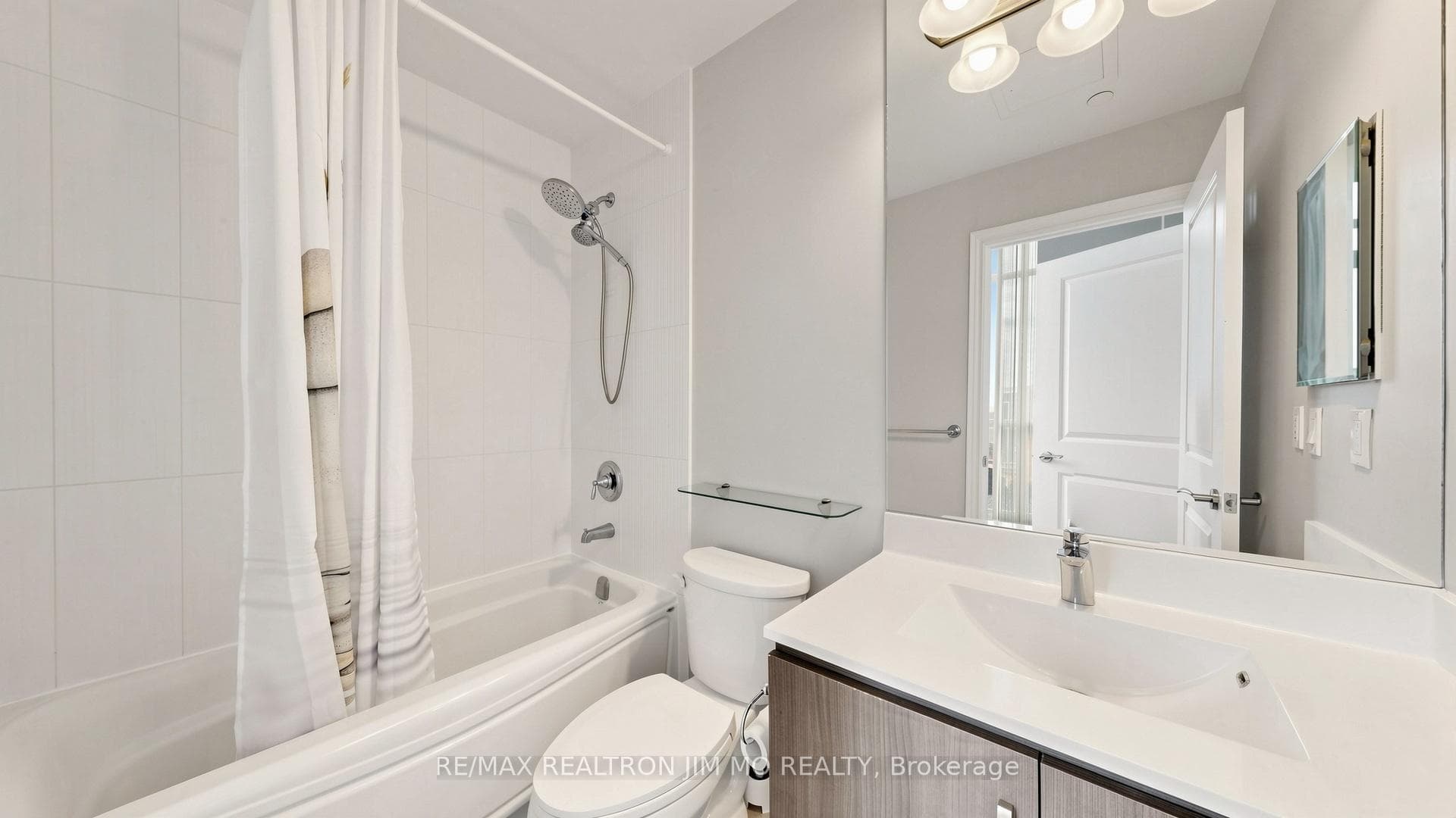 89 South Town Centre Boulevard Unit Ph 1802 photo 31