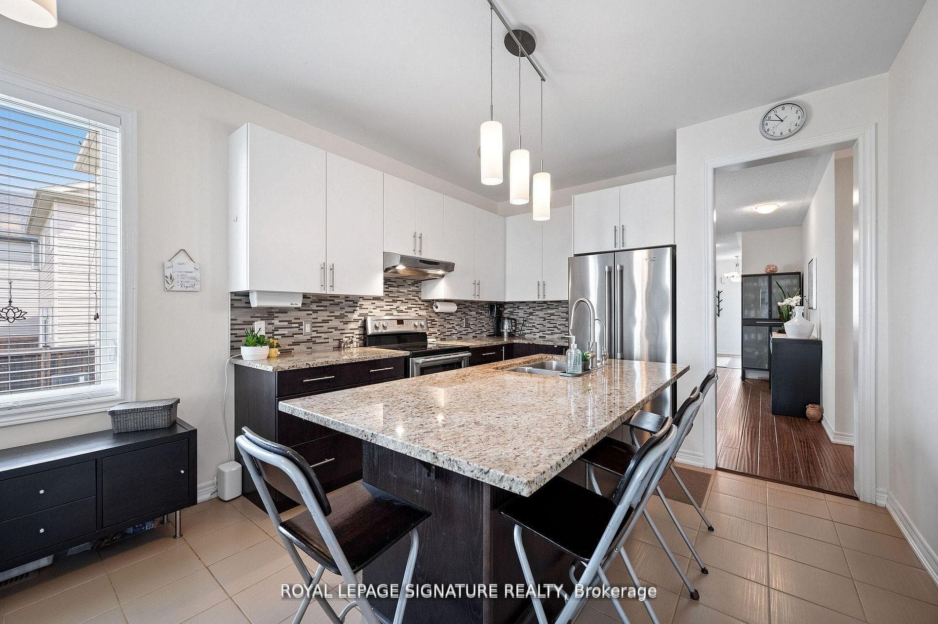 436 Galbraith Street photo 15