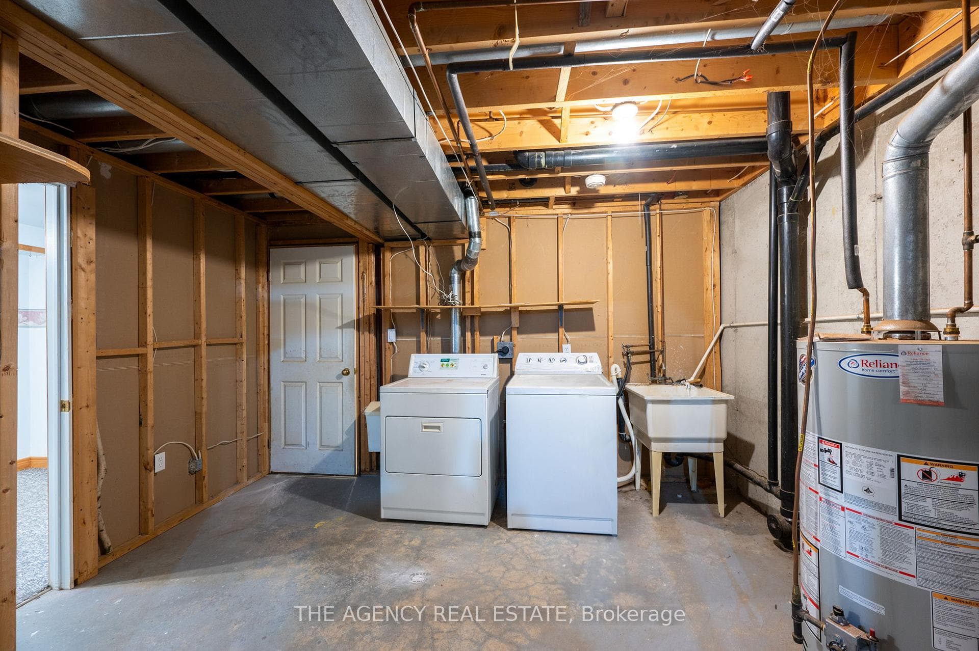 360 Highview Drive photo 29
