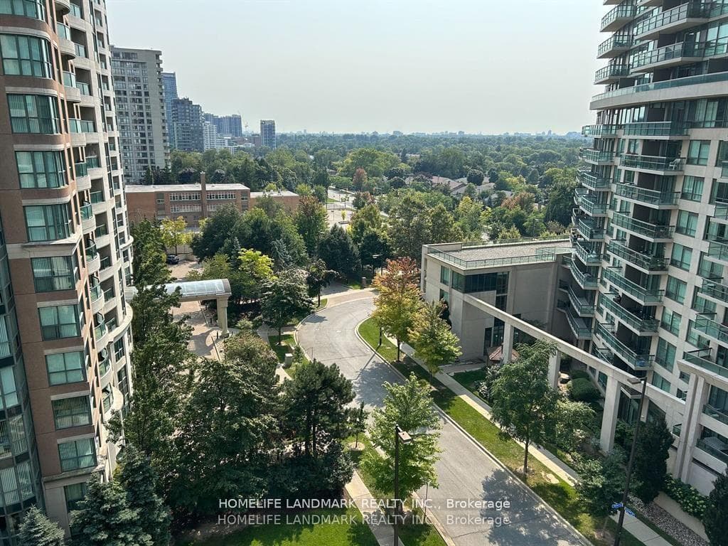 7 Lorraine Drive Unit 1005 photo 14