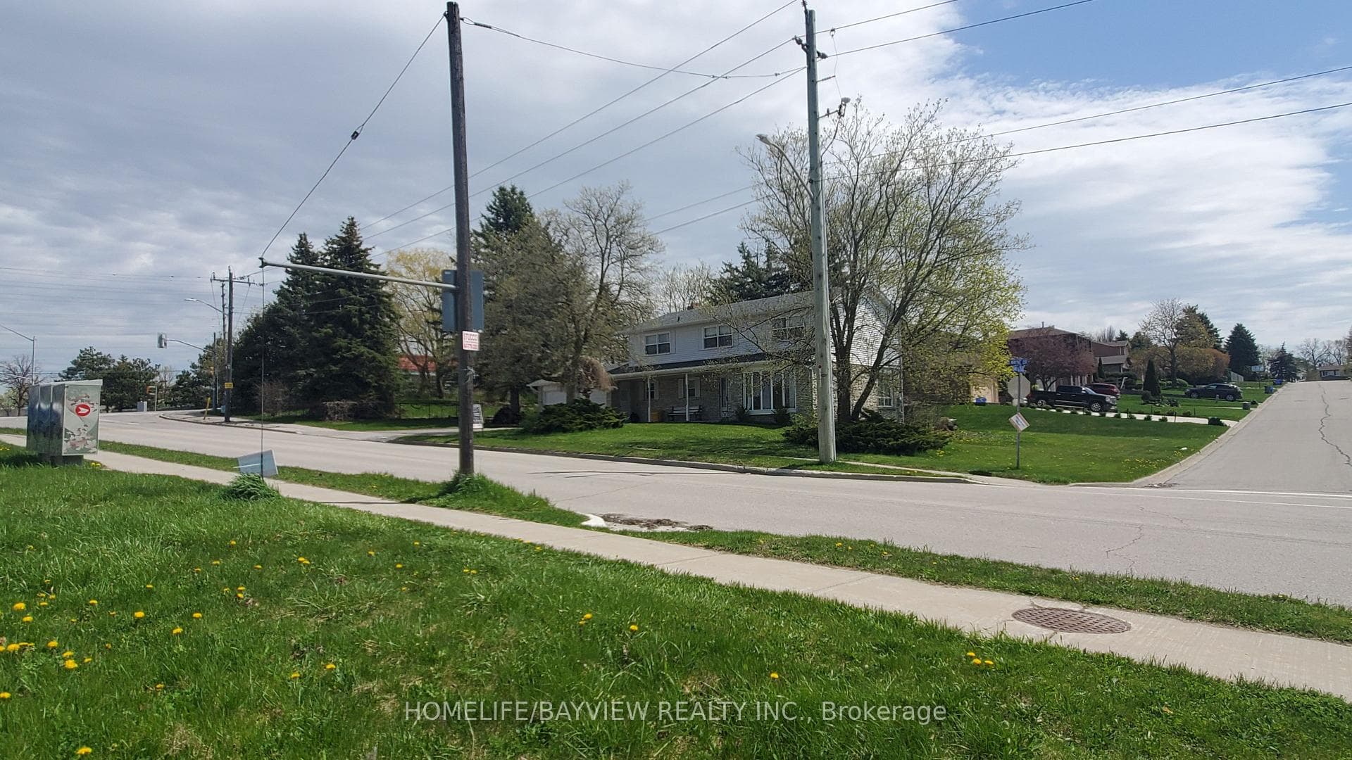 1056 Wayne Drive photo 4