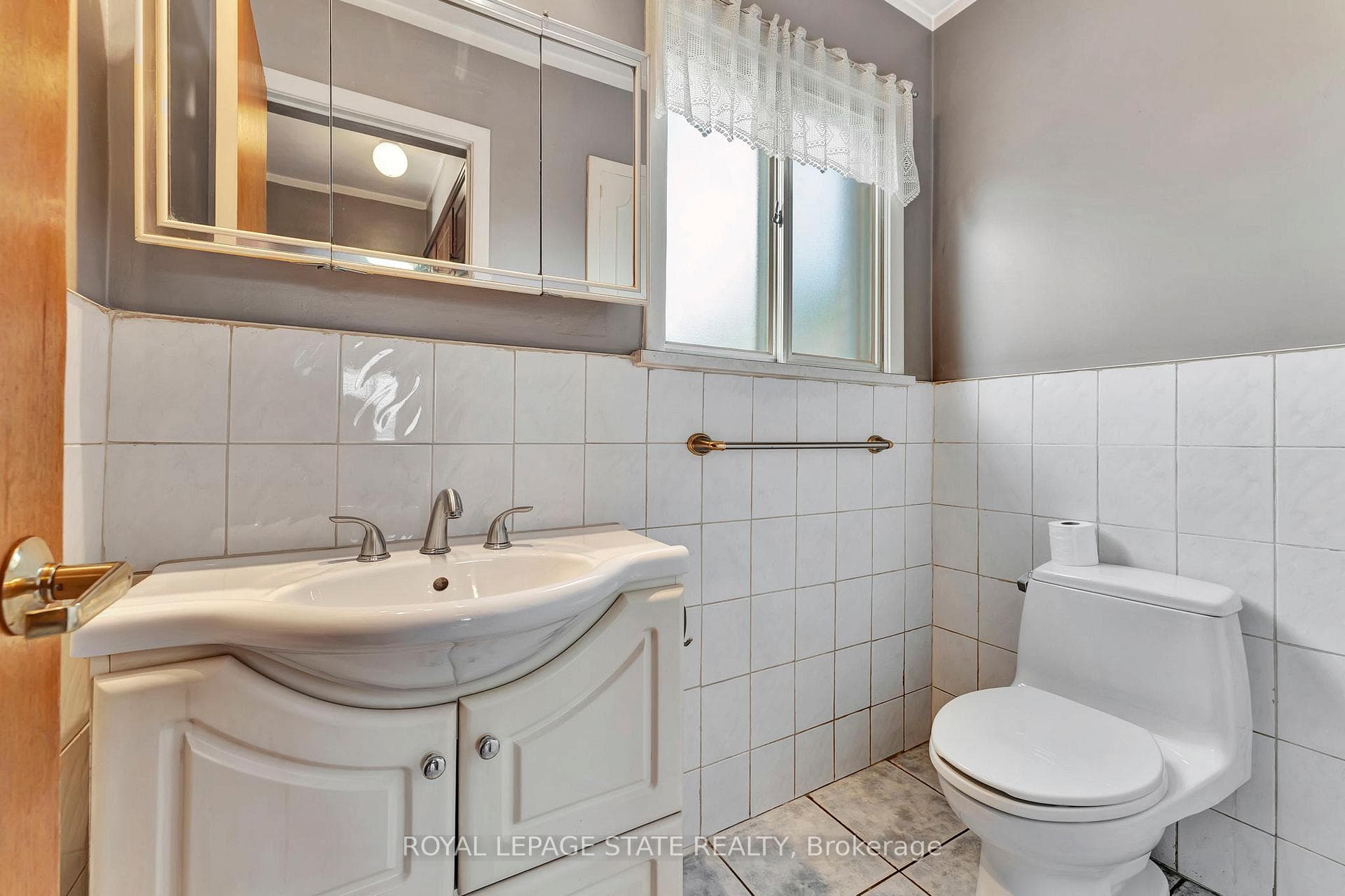 113 Green Road photo 16