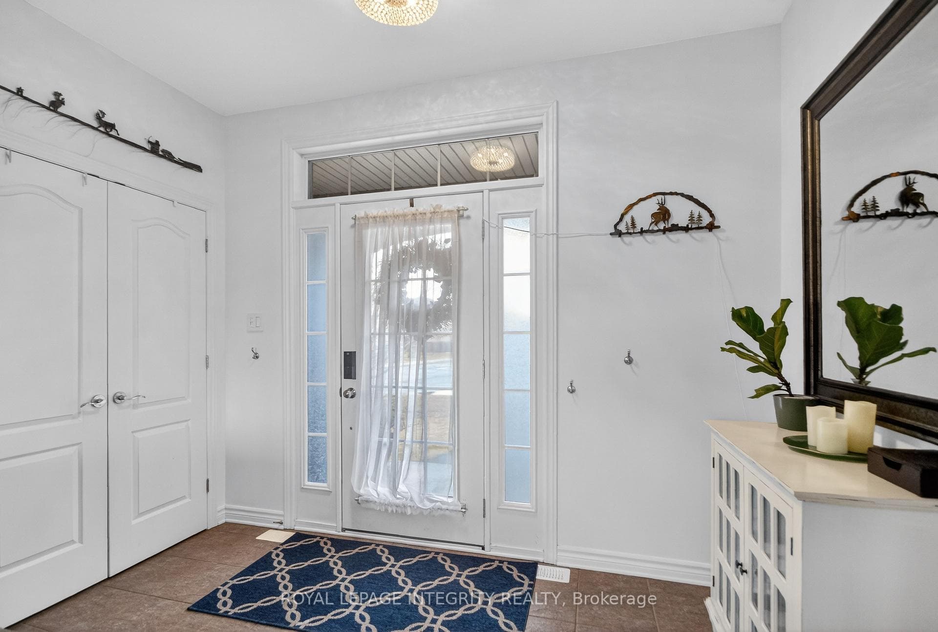98 Mayer Street photo 3
