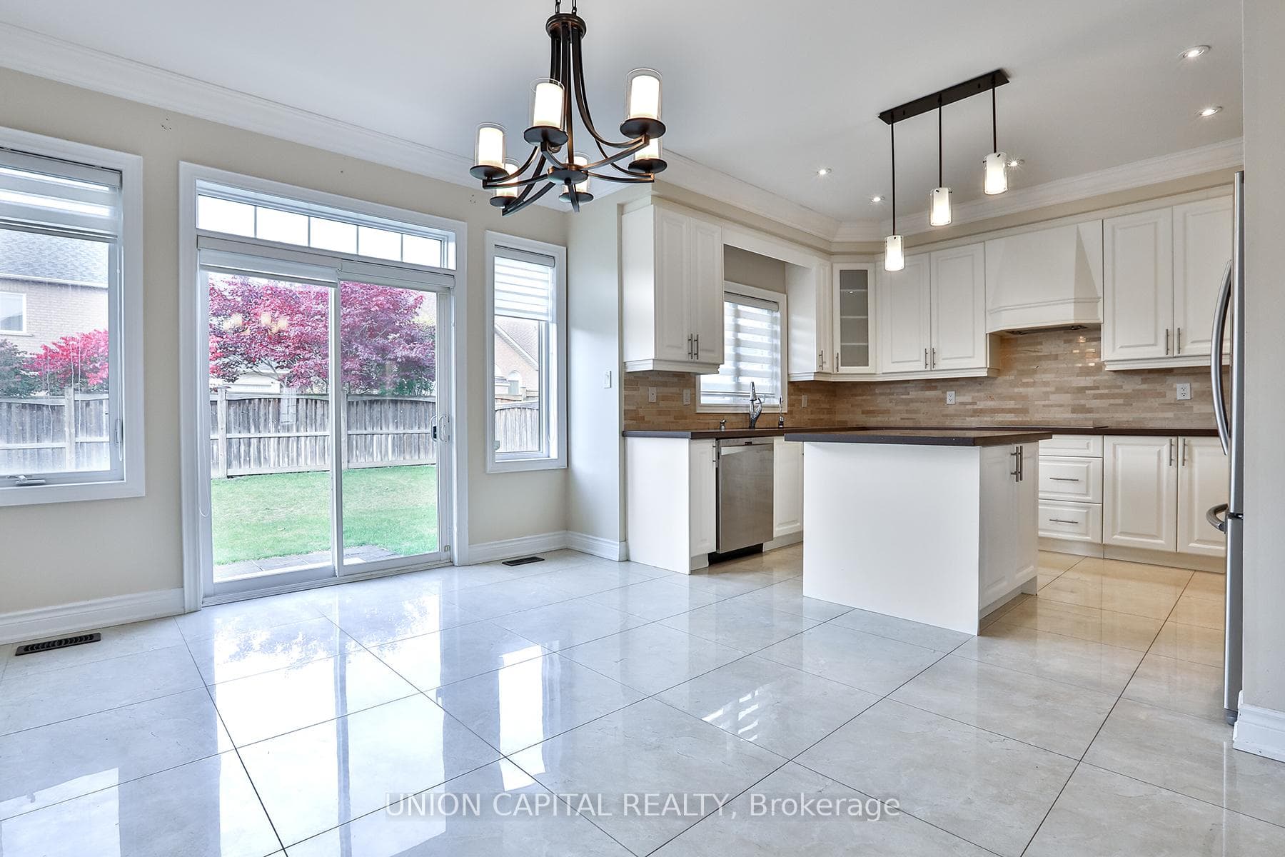 22 Greenforest Grove photo 16