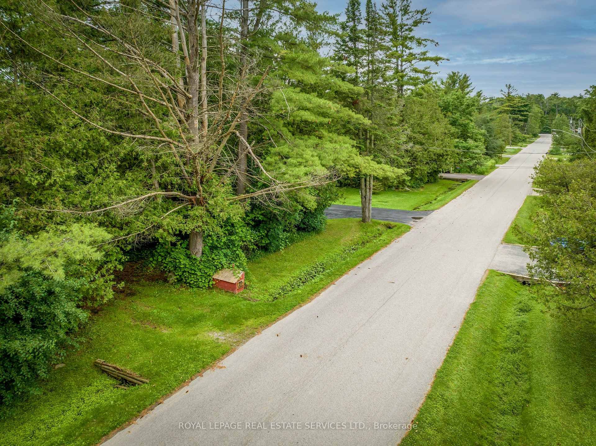 3246 Beach Avenue photo 2