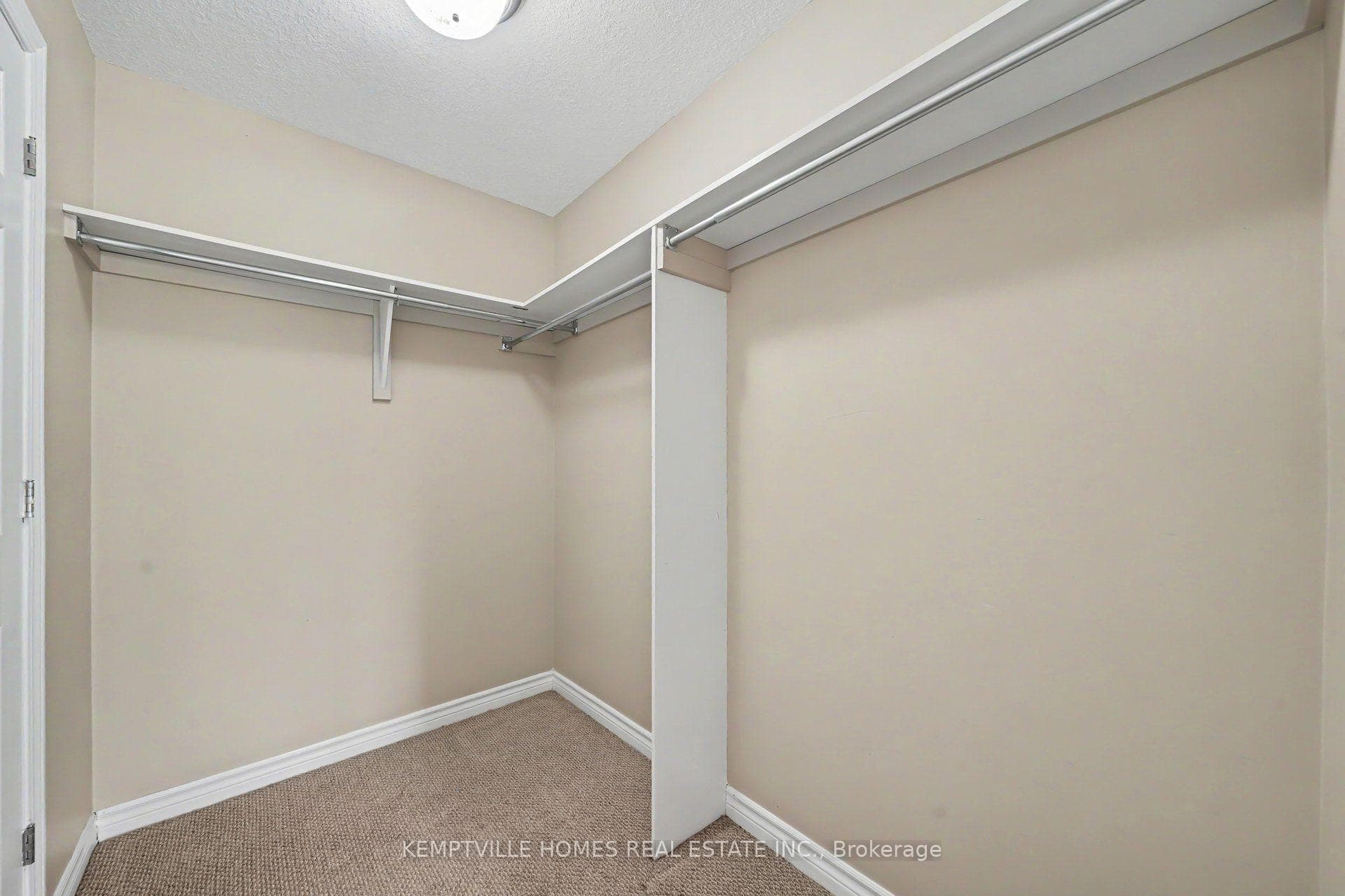 398 VAN BUREN Street photo 18