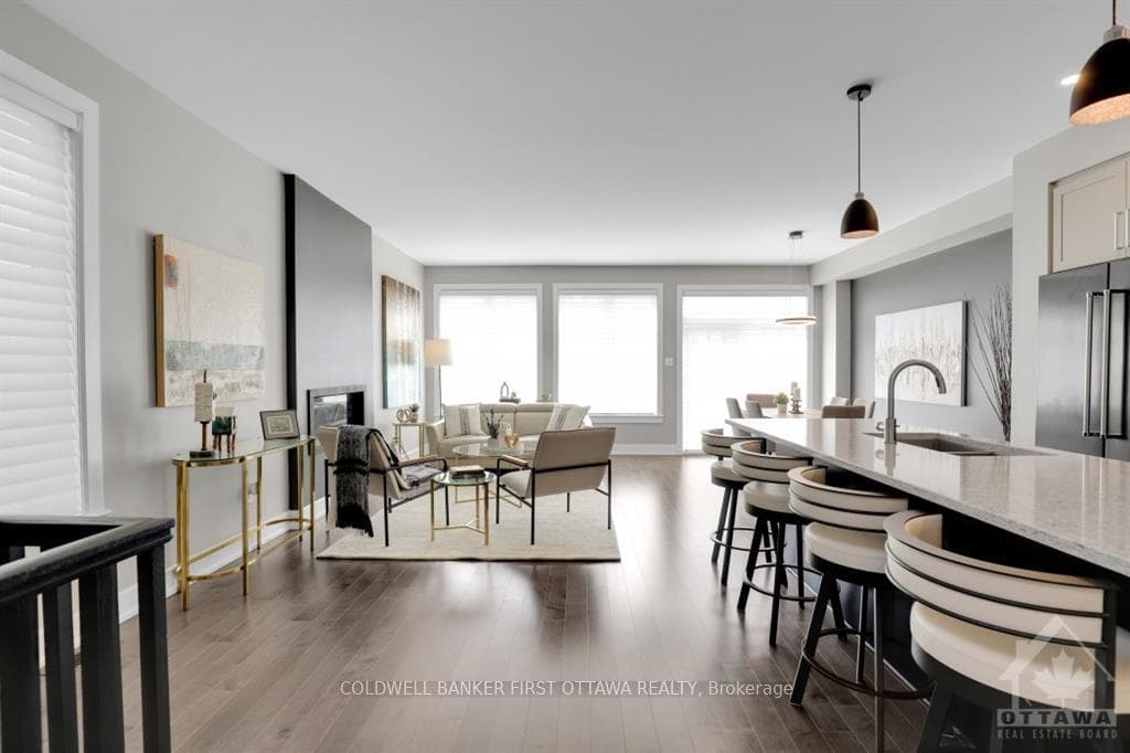 152 JARDINIERE Street photo 4