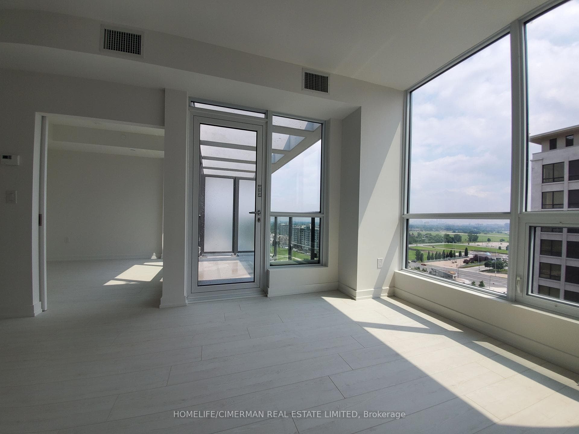 10 De Boers Drive Unit 1312 photo 19