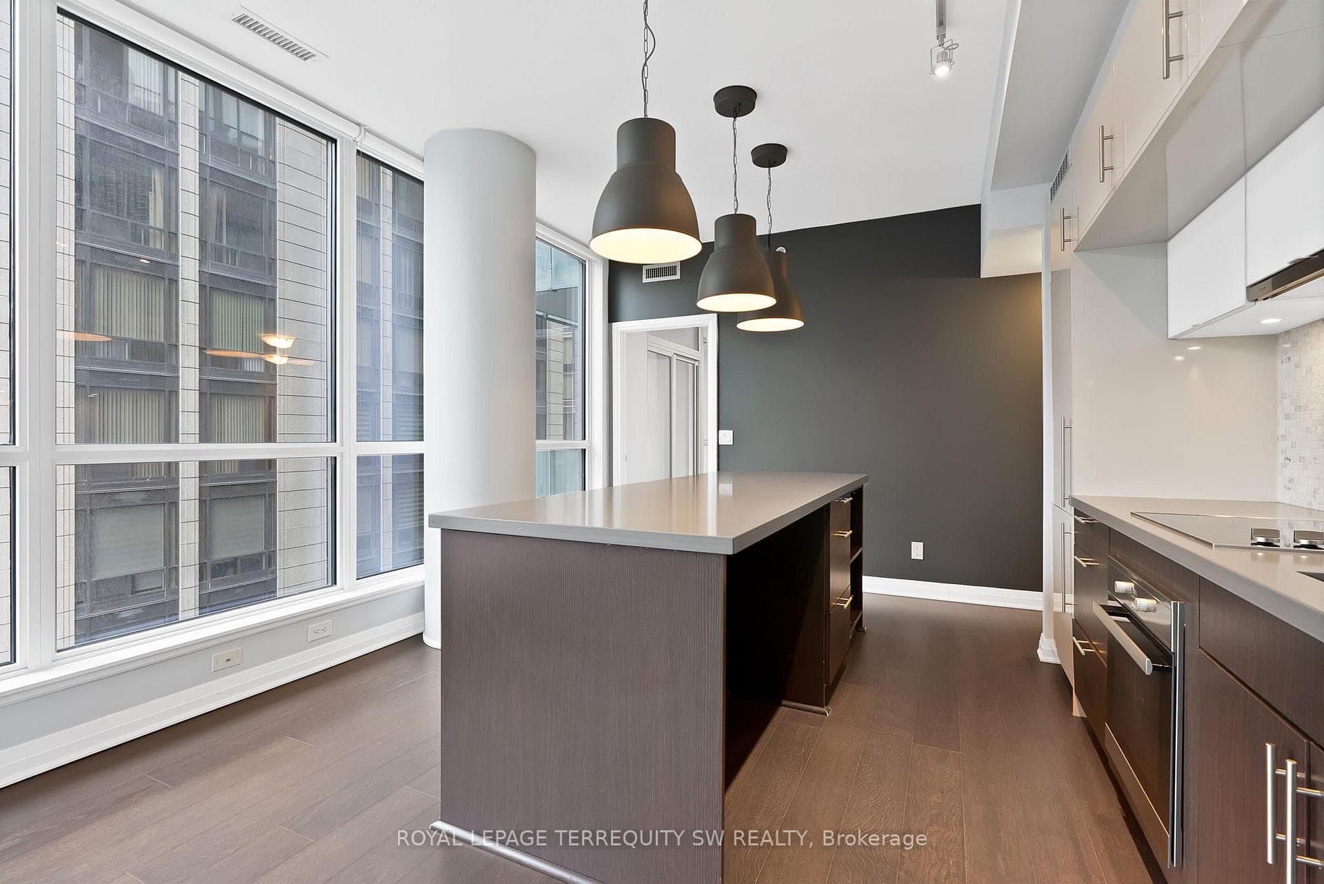 8 Mercer Street Unit 1305 photo 6