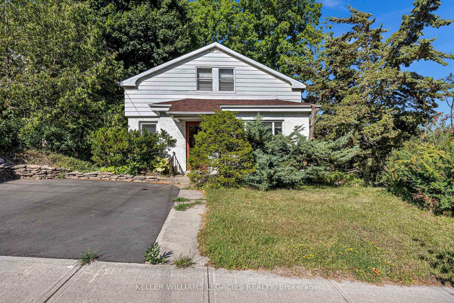 688 Aylmer Street photo 2