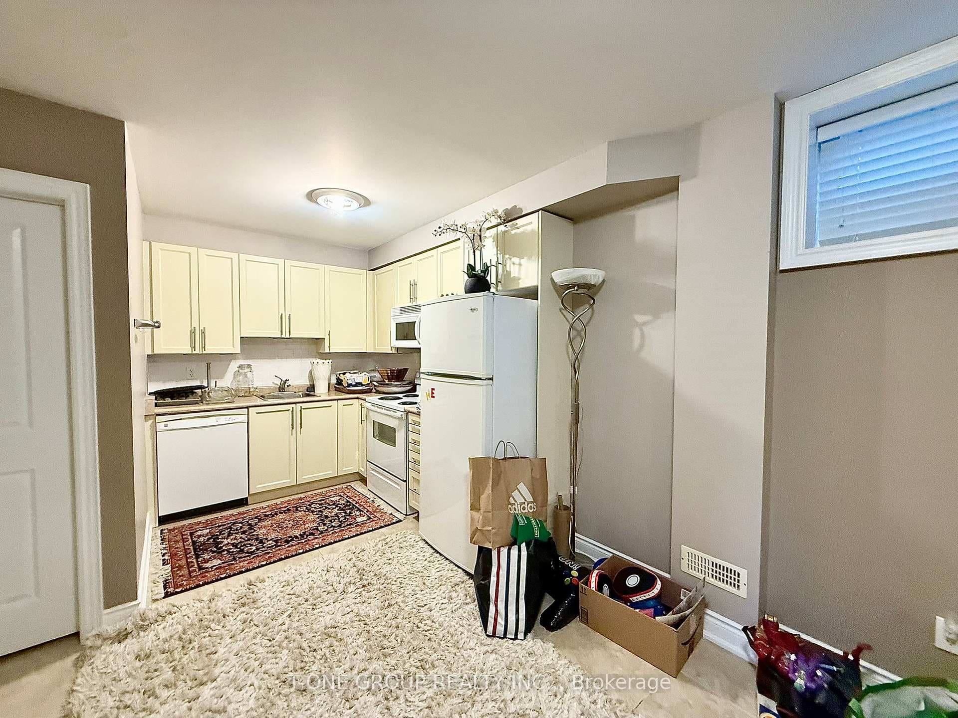 92 Grandview Avenue photo 23