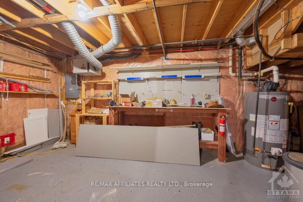 5133 MEADOWLAND Drive photo 27