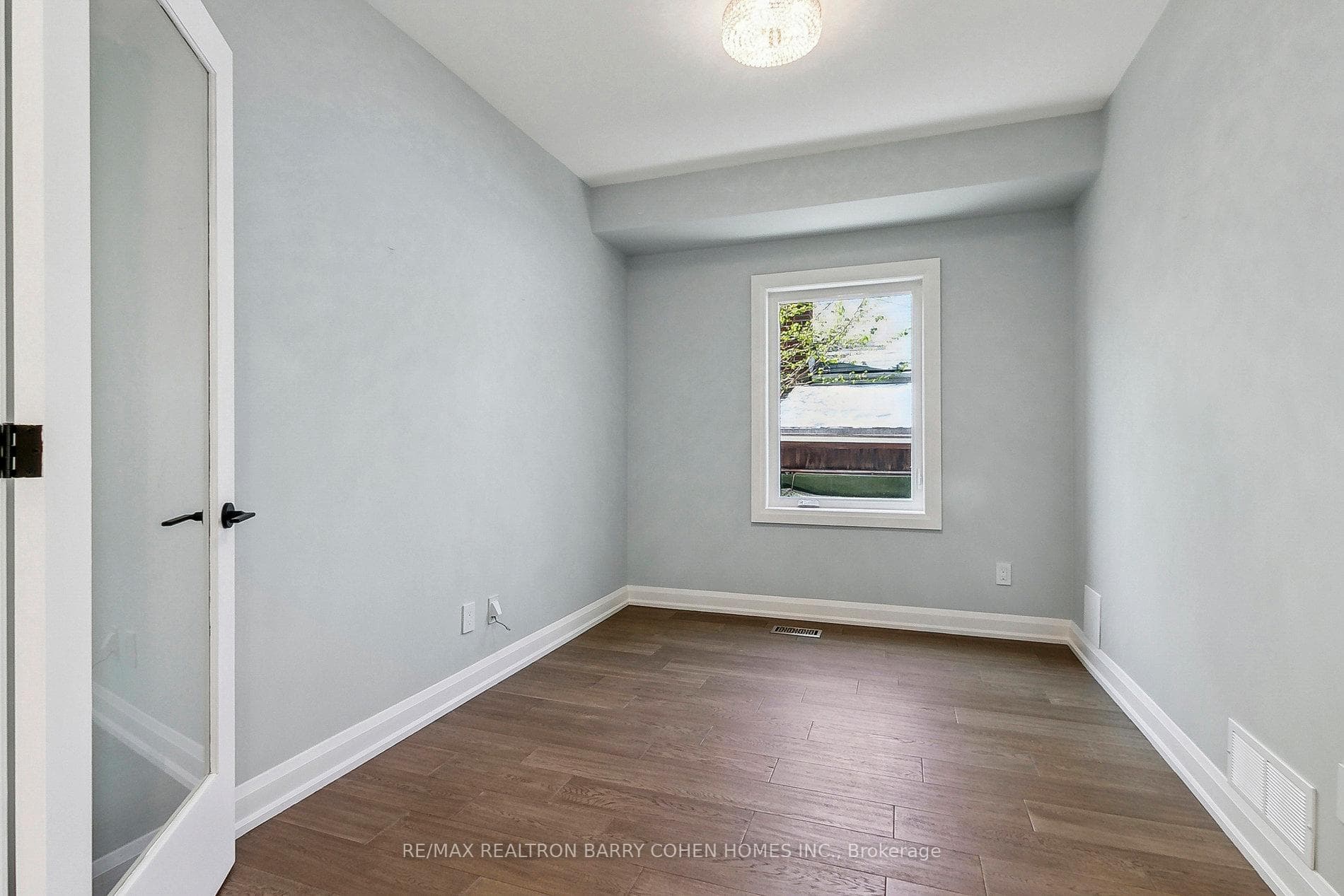 168 Haddington Avenue photo 4