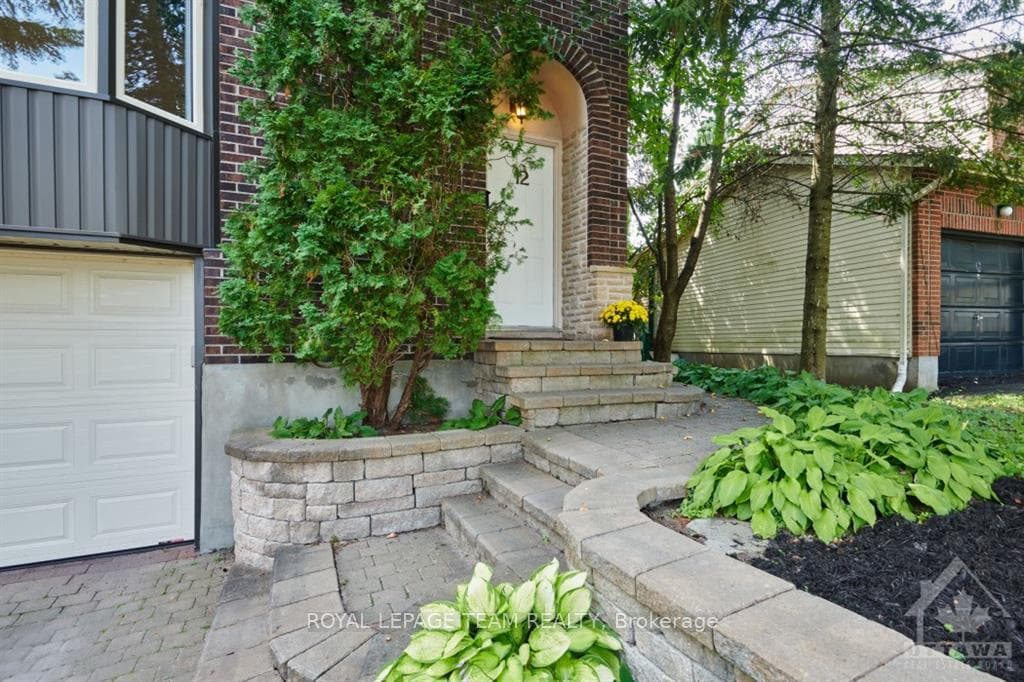 12 HOMESTEAD Street photo 3