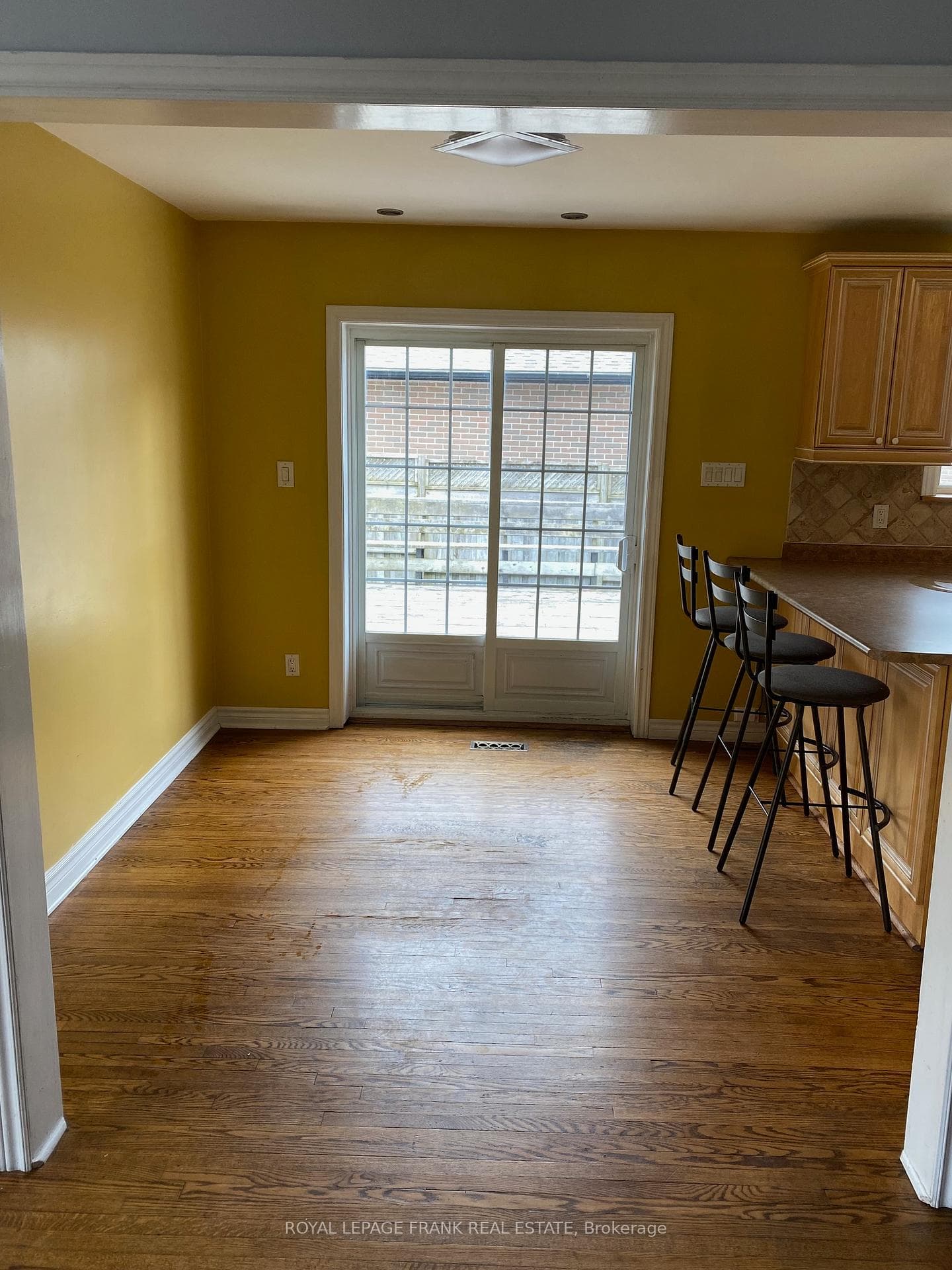 226 Parlette Avenue photo 8