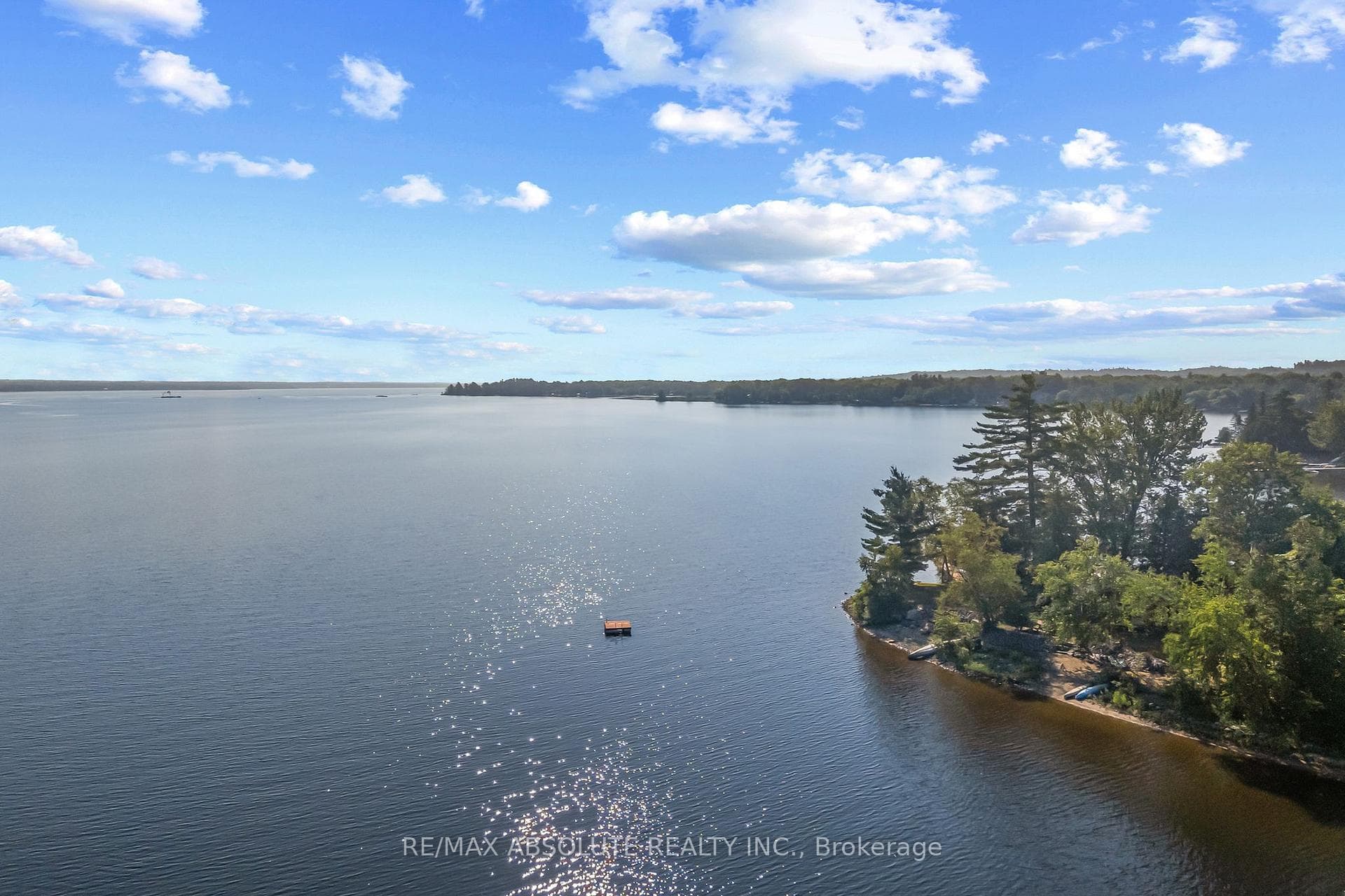 77A Christopher Lane photo 33