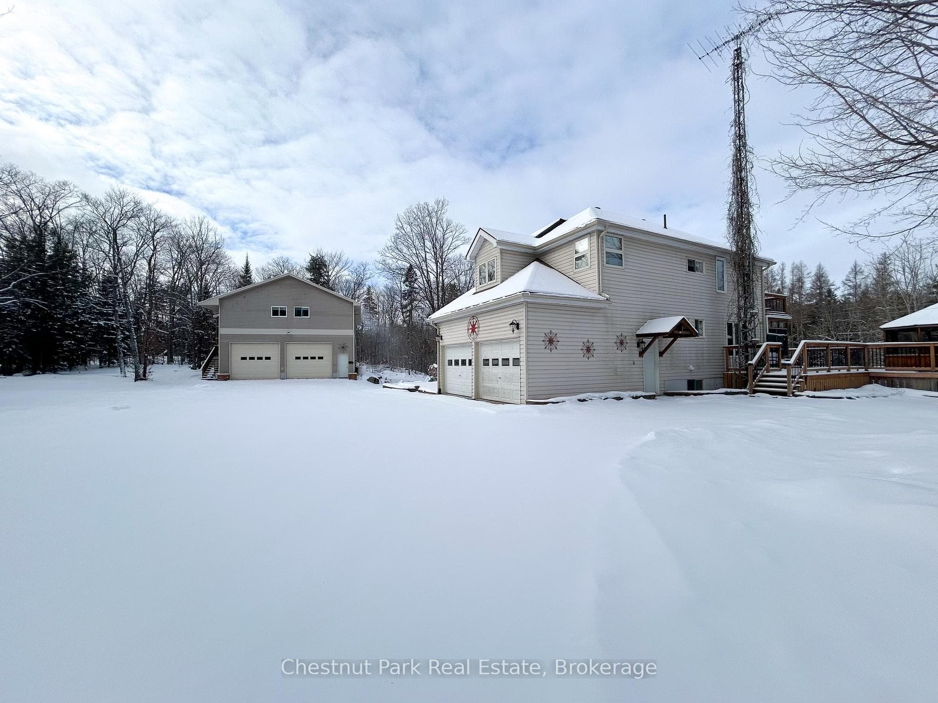 756 SPRING LAKE Road photo 2