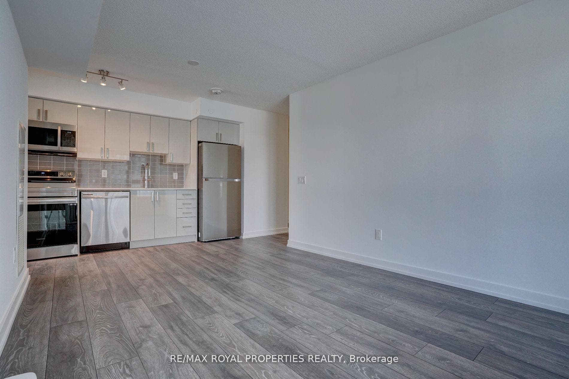 1455 Celebration Drive Unit 1008 photo 12