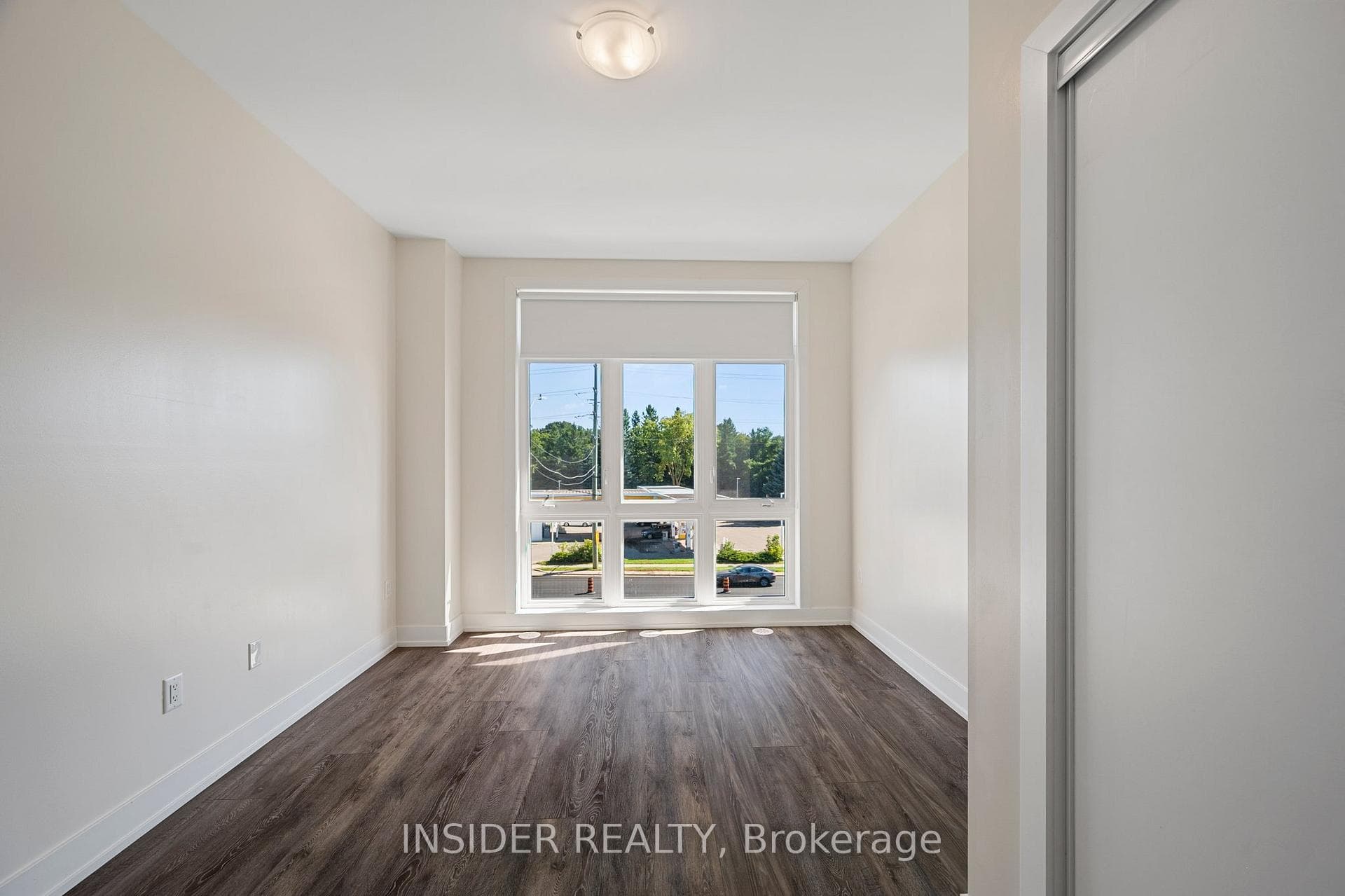 12860 YONGE Street Unit 283 photo 26