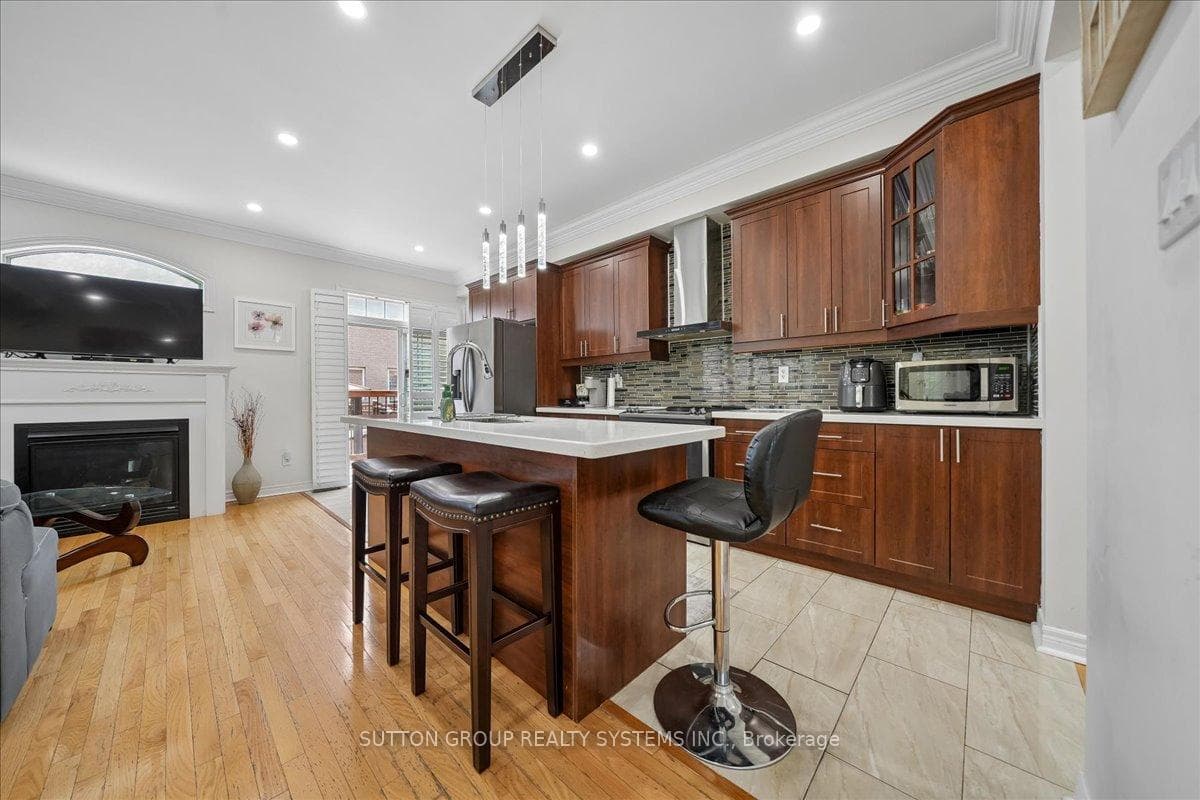 3348 Sunlight Street photo 12