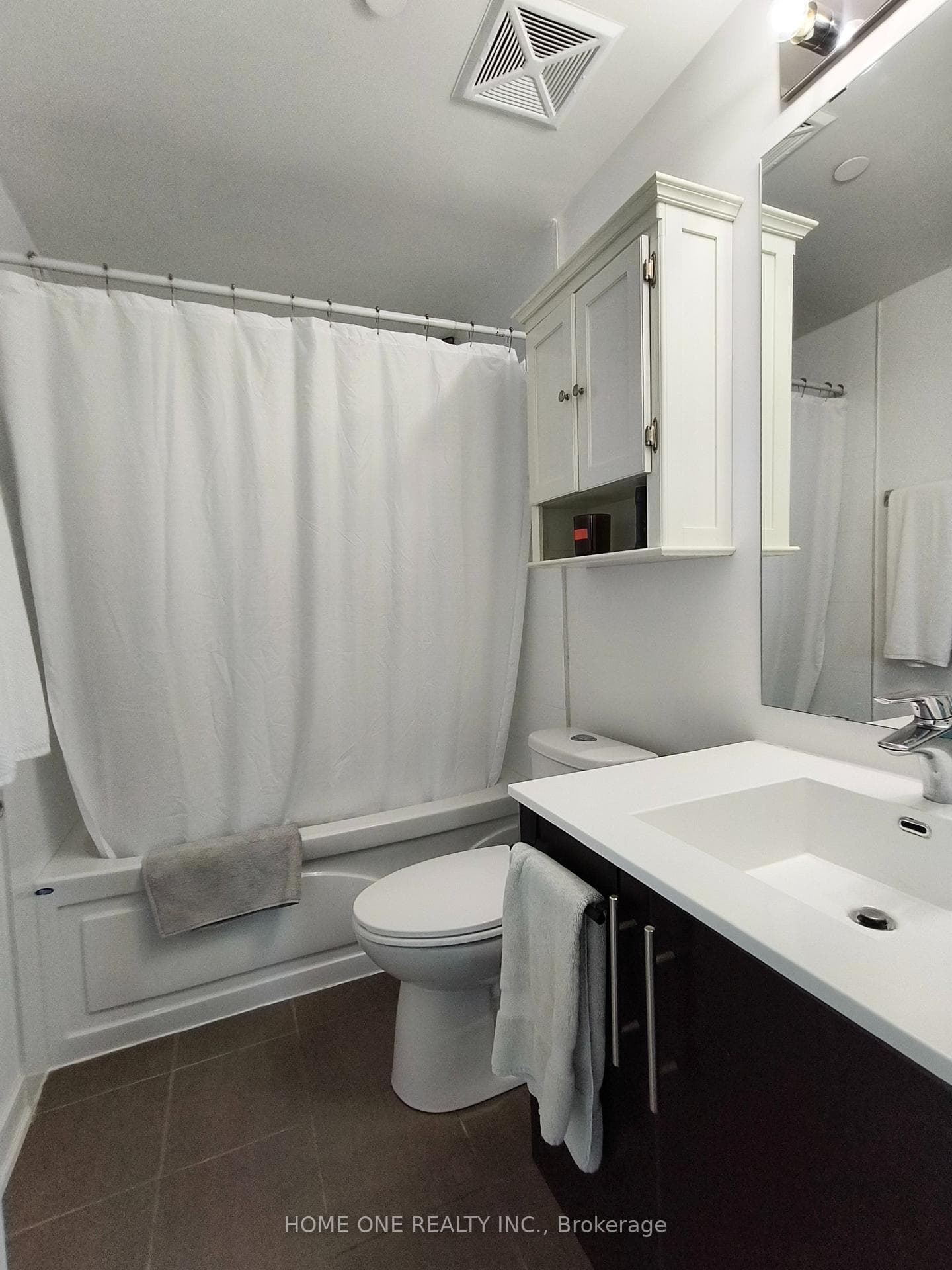 60 Berwick Avenue Unit 907 photo 20