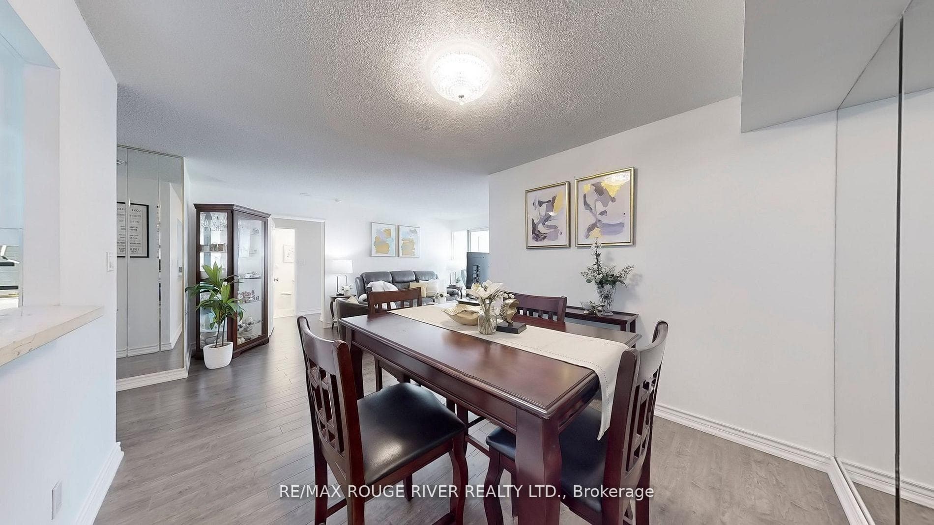 88 Corporate Drive Unit 1807 photo 8