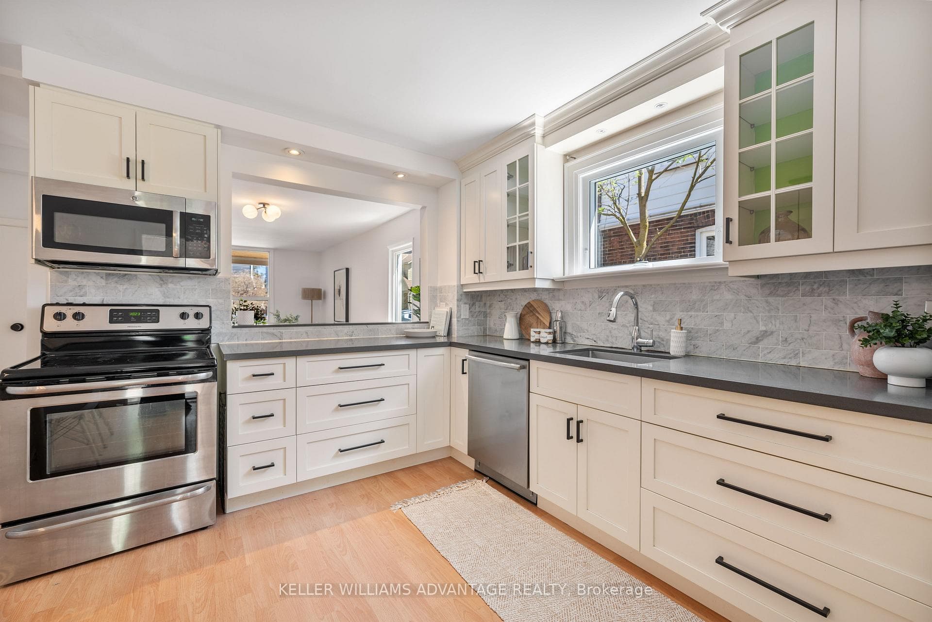 60 Wayland Avenue photo 10
