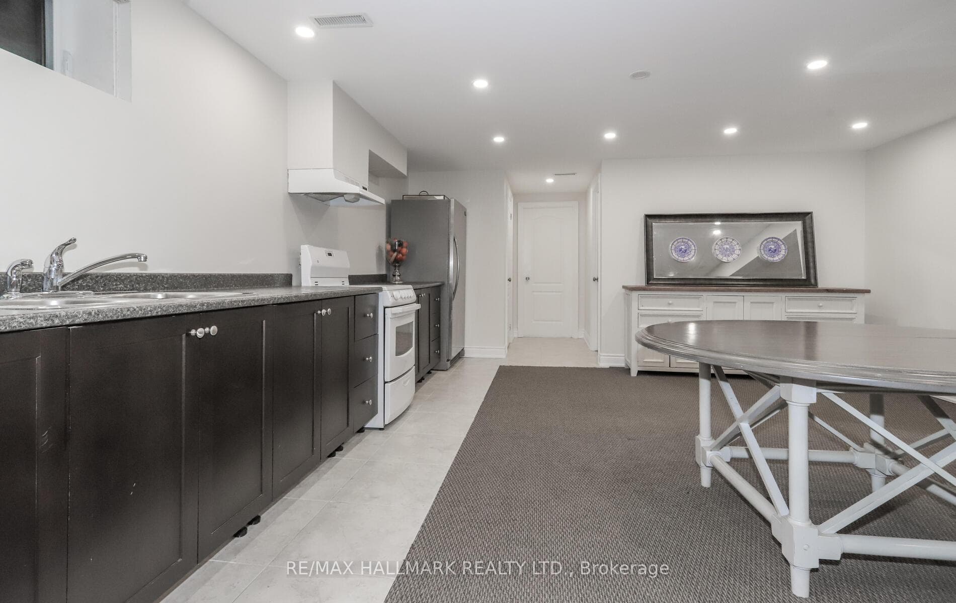 104 Hambly Avenue photo 38