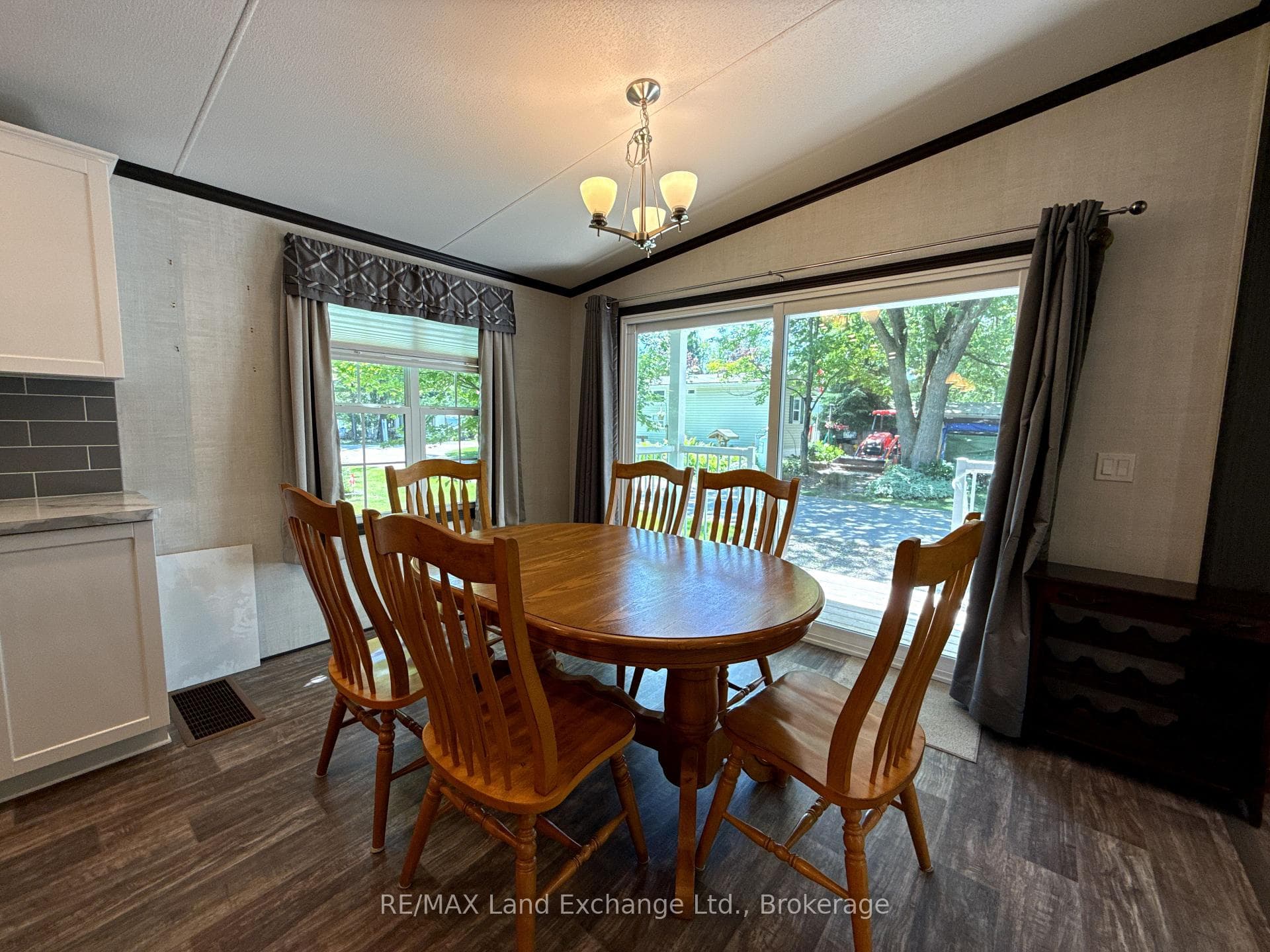 Spacious Dining Room