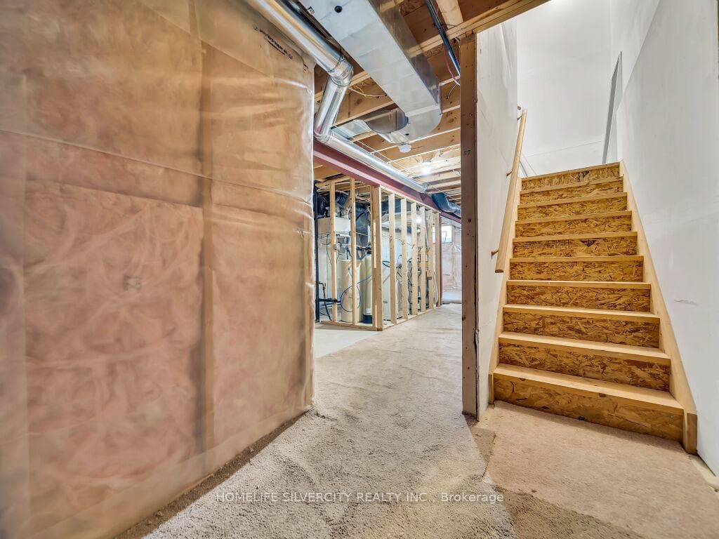 34 Renfrew Street photo 27