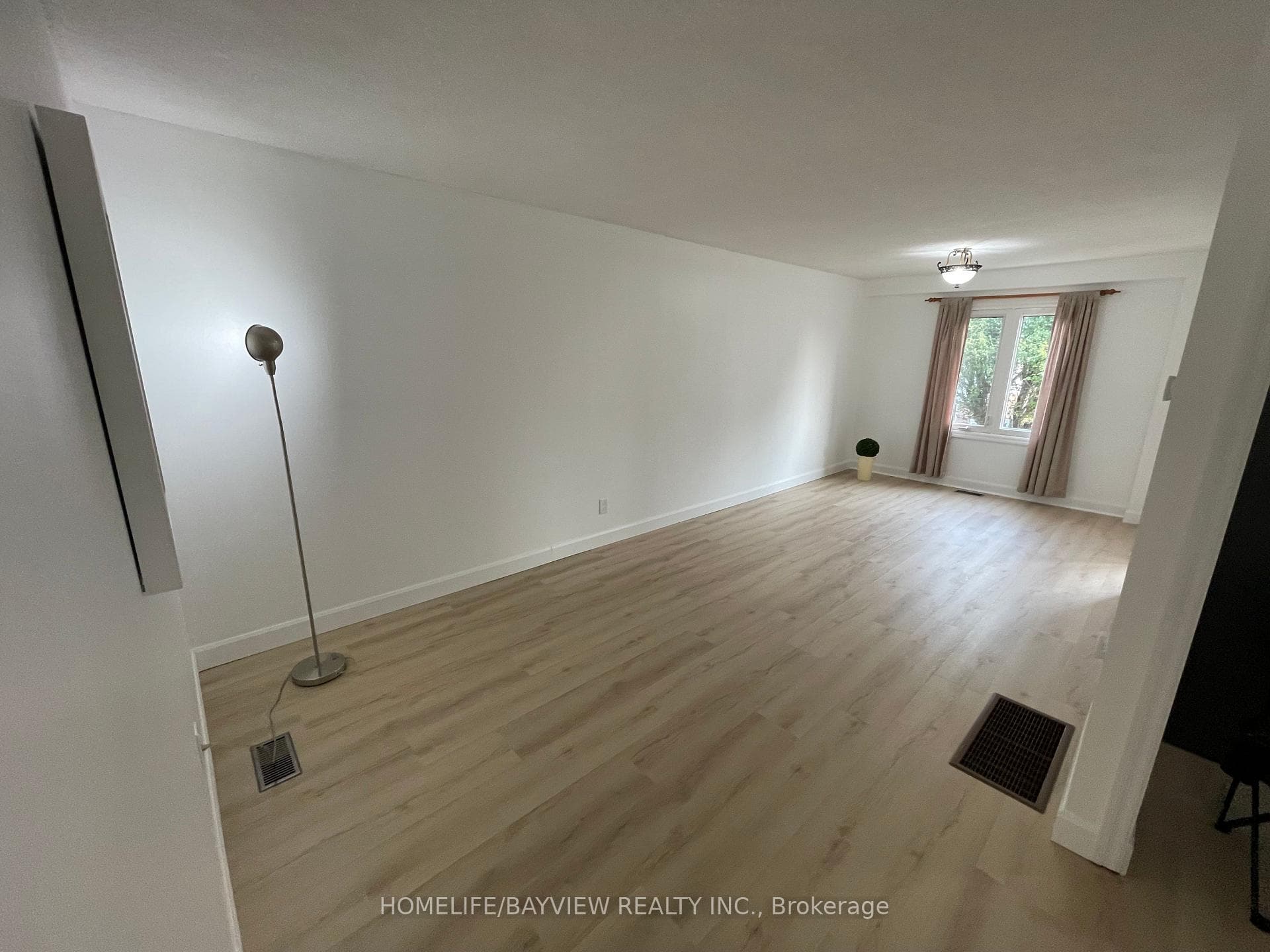 43 Sawdon Drive photo 2