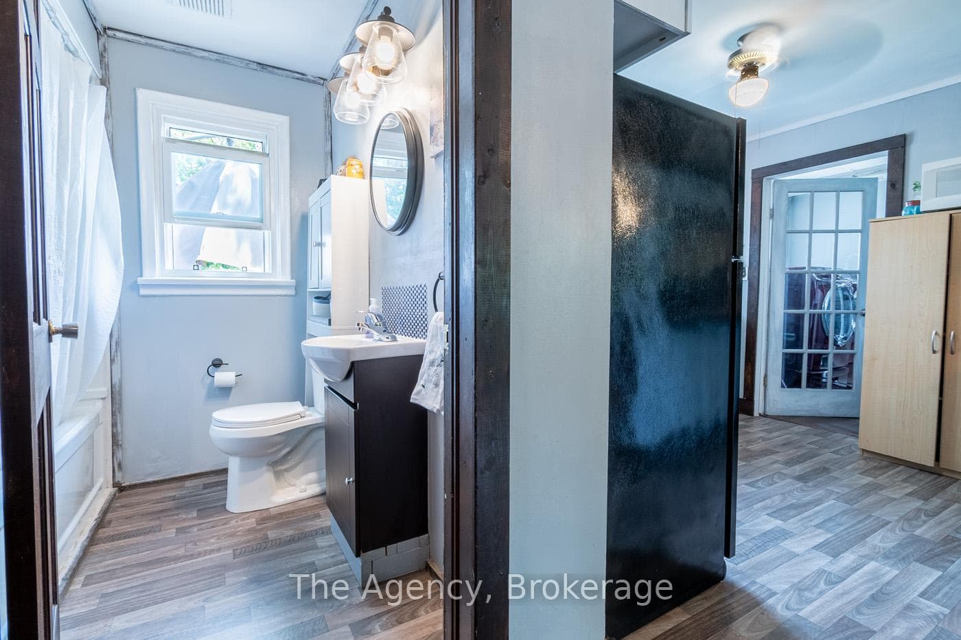 1025 Steele Street photo 16