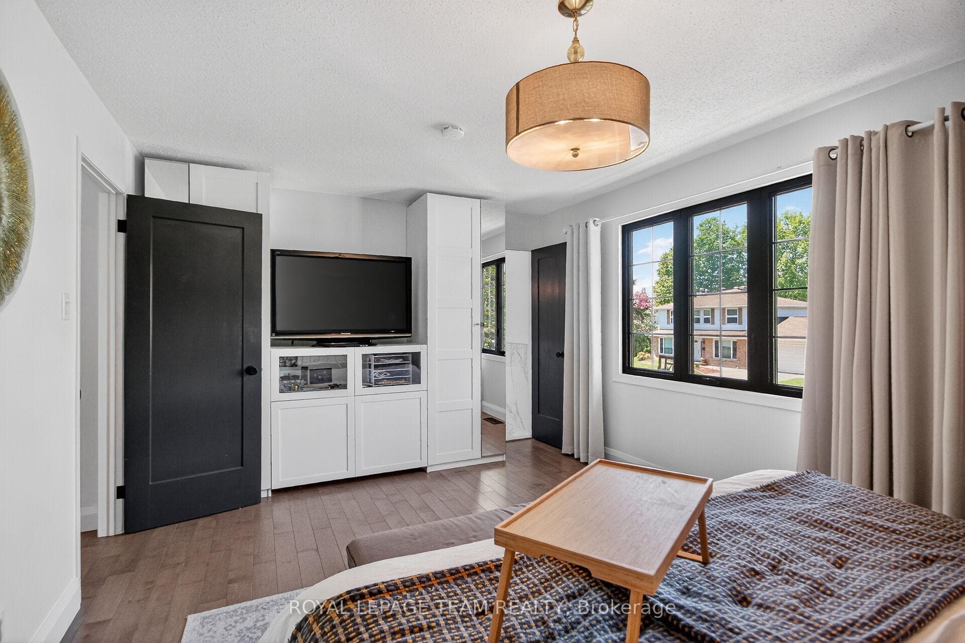 15 Markham Avenue photo 25
