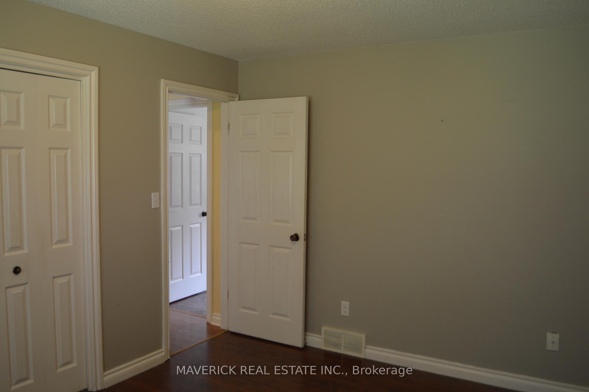 259 Randolph Street photo 24