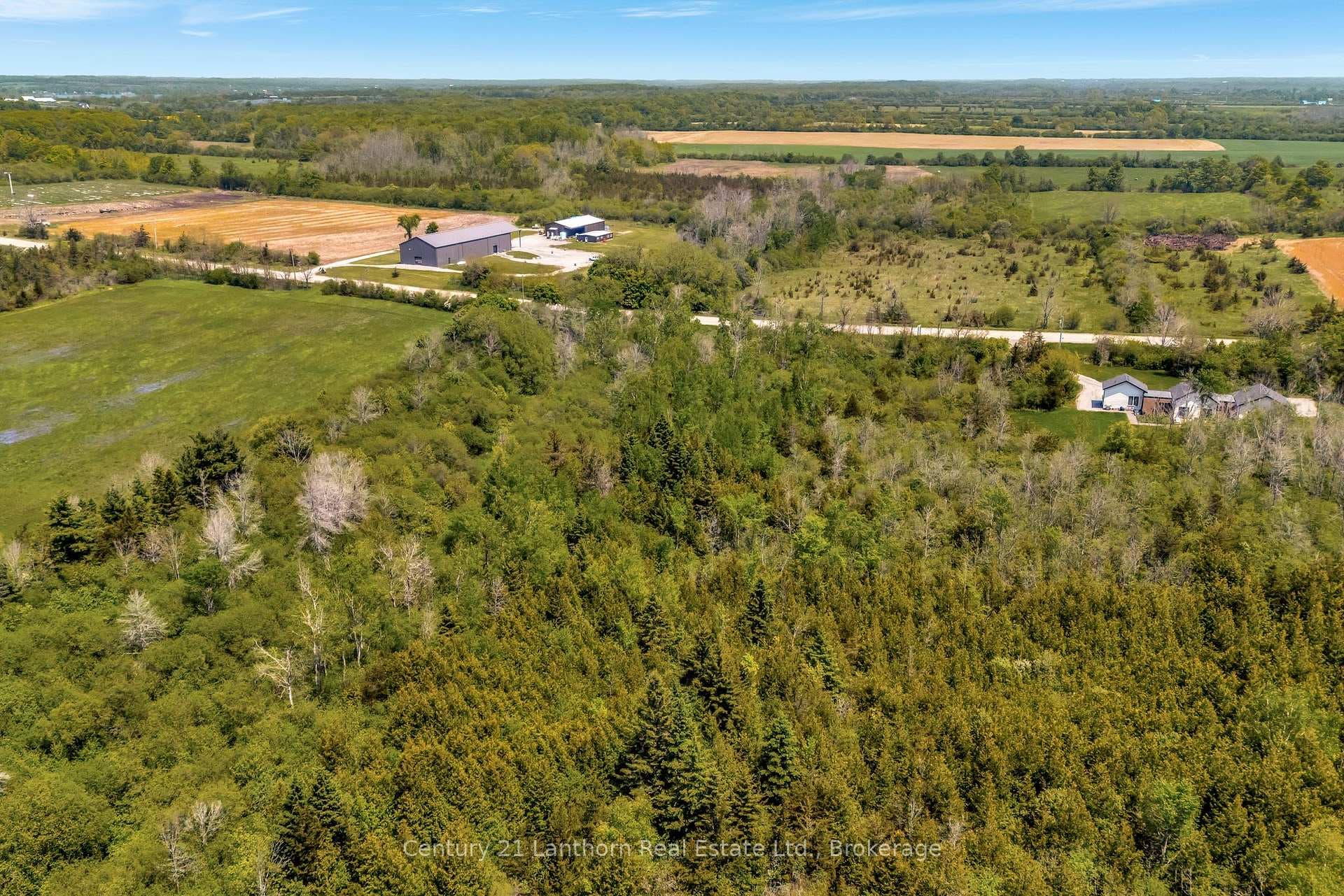 19487 Loyalist Parkway photo 8