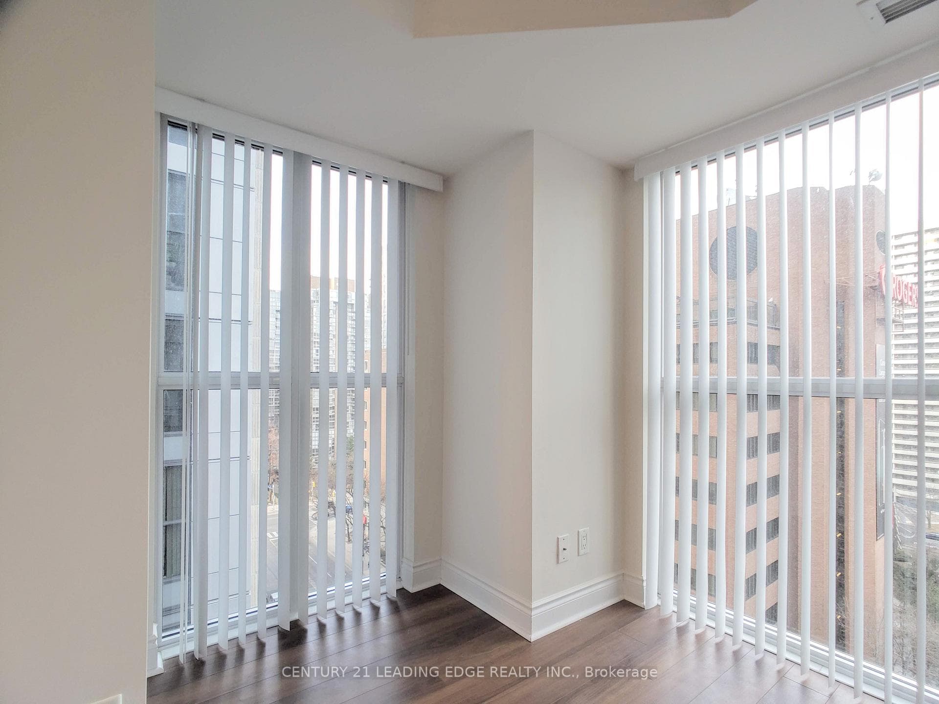 28 Ted Rogers Way Unit 1201 photo 11