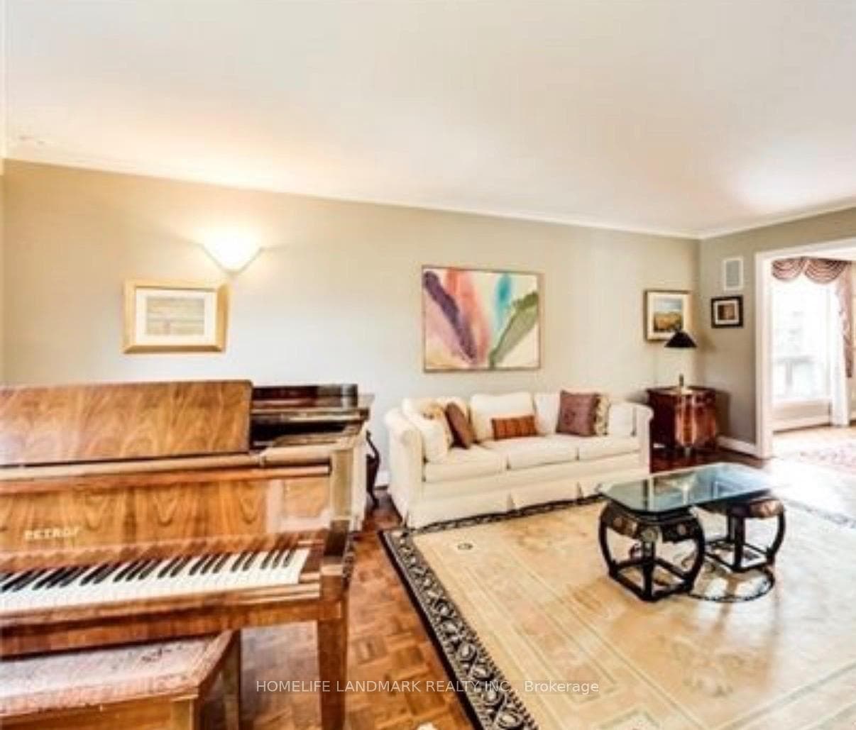 15 Tofino Crescent photo 9