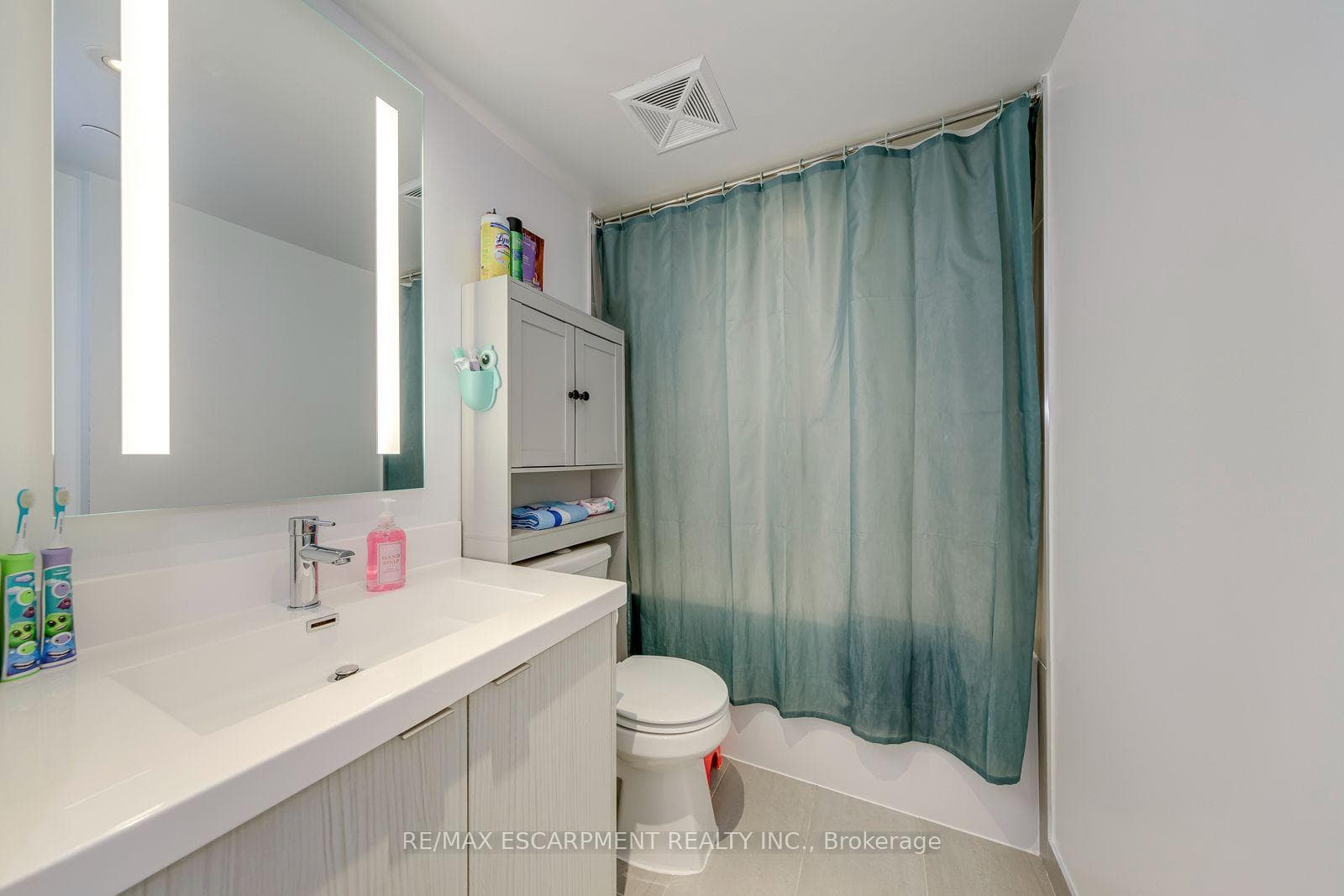 5 Mabelle Avenue Unit 2832 photo 25