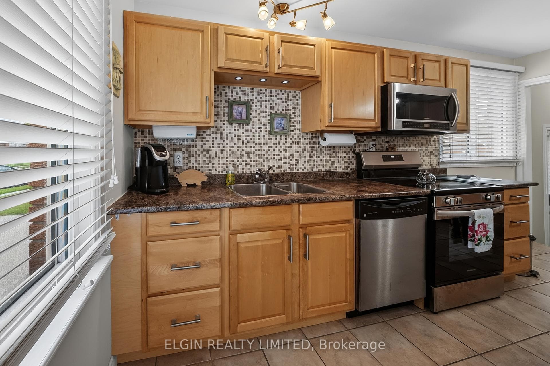 14 Raven Avenue photo 14