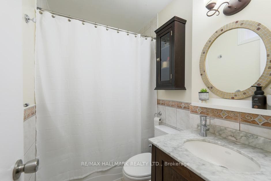 10 Buller Avenue Unit 13 photo 17