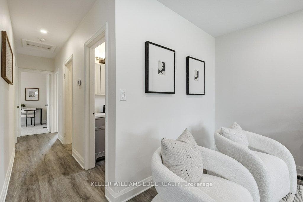 202 Erindale Avenue photo 14