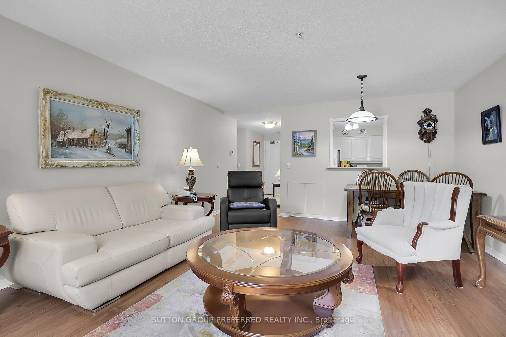 511 Gainsborough Road Unit 116 photo 12