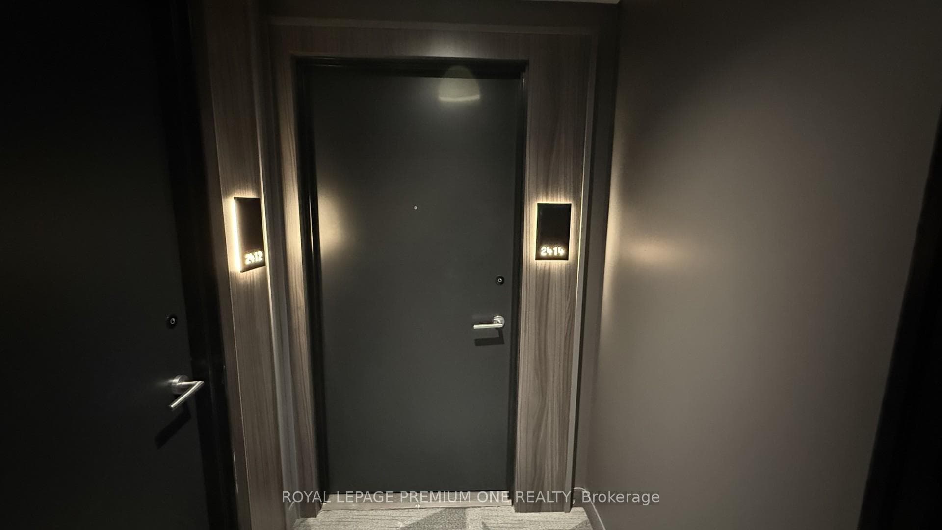 15 Wellington Street Unit 2414 photo 31